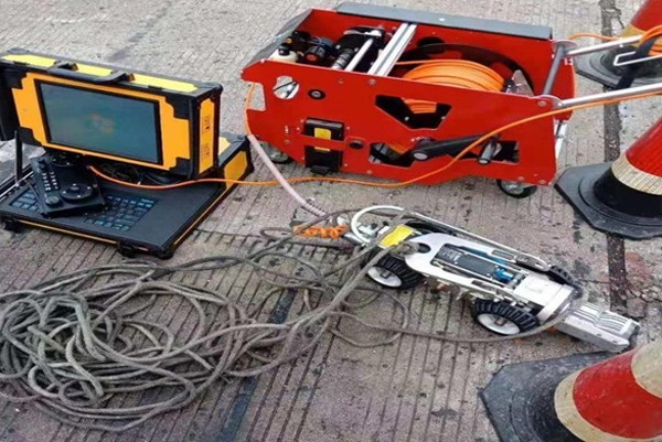 金湾CCTV管道检测机器人