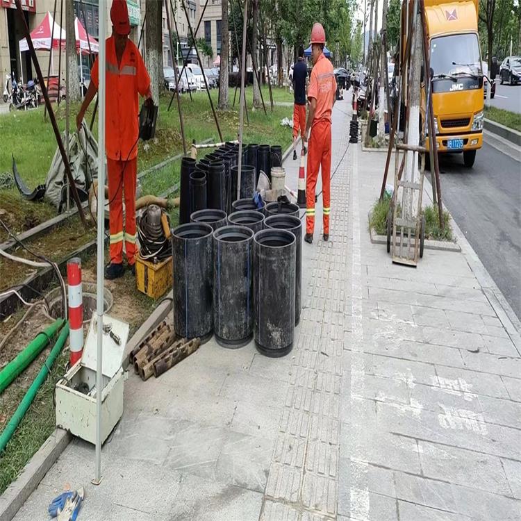 金湾管道短管置换修复